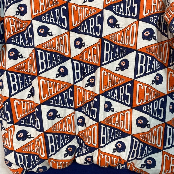 1980s Vintage NFL Chicago Bears Big Spell-Out Reversible Crew Neck Sweatshirt - Picture 11 of 14